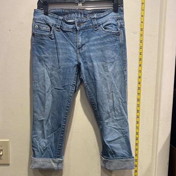 Delia's Bailey Women's Denim Cropped Jeans - Picture 1 of 6